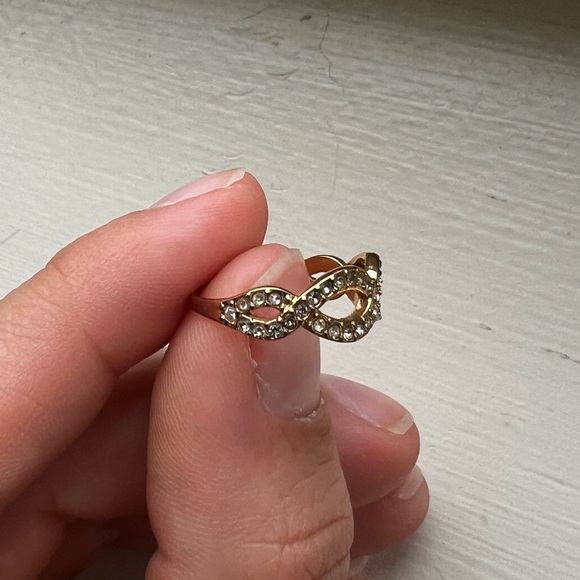 Stella & Dot Eternal Ring Gold - Sz. 7 - Picture 4 of 6